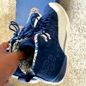 Preowned 2018 Retro Air Jordan 12 International